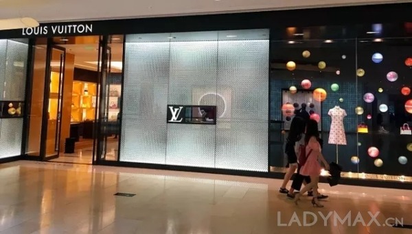 时尚新闻 / 2016-07-12香水业务成各大奢侈品牌最抗跌的生意(图3)