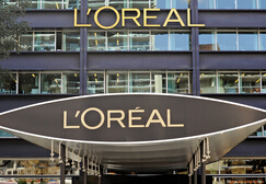 时尚新闻 / 2015-04-01陷入市场苦战 欧莱雅中国业绩14年以来增长率首 - ��ý���鱨��վ